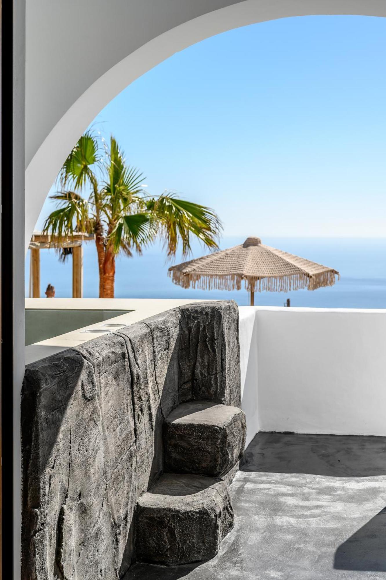 Leon Luxury Suites Imerovigli  Exterior foto